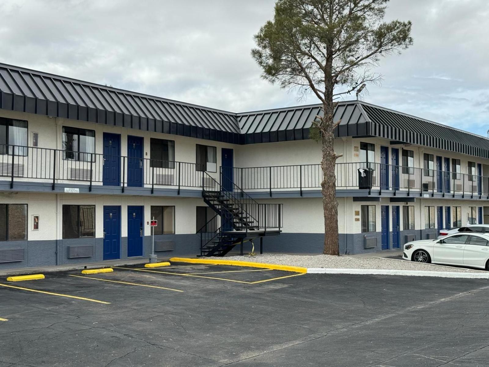 Days Inn By Wyndham El Paso Airport East Zewnętrze zdjęcie