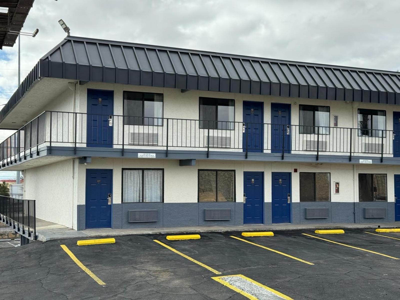 Days Inn By Wyndham El Paso Airport East Zewnętrze zdjęcie